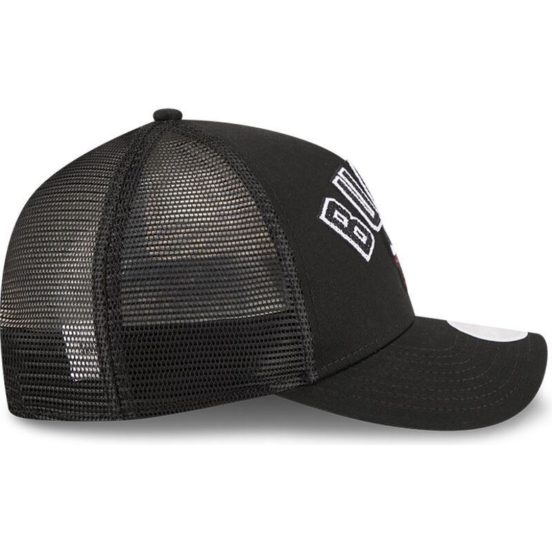 cepice-zaoblena-cerna-snapback-9forty-m-crown-a-frame-pomp-chicago-bulls-nba-new-era cepice-zaoblena-cerna-snapback-9forty-m-crown-a-frame-pomp-chicago-bulls-nba-new-era
