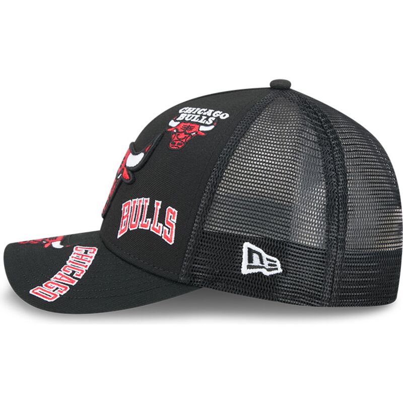 cepice-zaoblena-cerna-snapback-9forty-m-crown-a-frame-all-over-chicago-bulls-nba-new-era