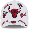 cepice-zaoblena-bila-snapback-9forty-m-crown-a-frame-all-over-chicago-bulls-nba-new-era