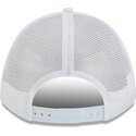 cepice-zaoblena-bila-snapback-9forty-m-crown-a-frame-all-over-chicago-bulls-nba-new-era