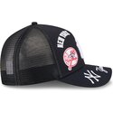cepice-zaoblena-namornicka-modra-snapback-9forty-m-crown-a-frame-all-over-new-york-yankees-mlb-new-era