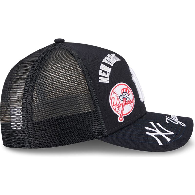 cepice-zaoblena-namornicka-modra-snapback-9forty-m-crown-a-frame-all-over-new-york-yankees-mlb-new-era
