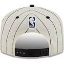 cepice-zaoblena-bezova-snapback-19twenty-pinstripe-chicago-bulls-nba-new-era