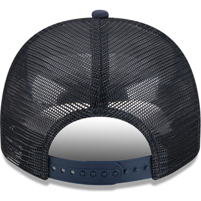 cepice-zaoblena-namornicka-modra-snapback-9fifty-a-frame-na-lifestyle-f1-new-york-yankees-mlb-new-era
