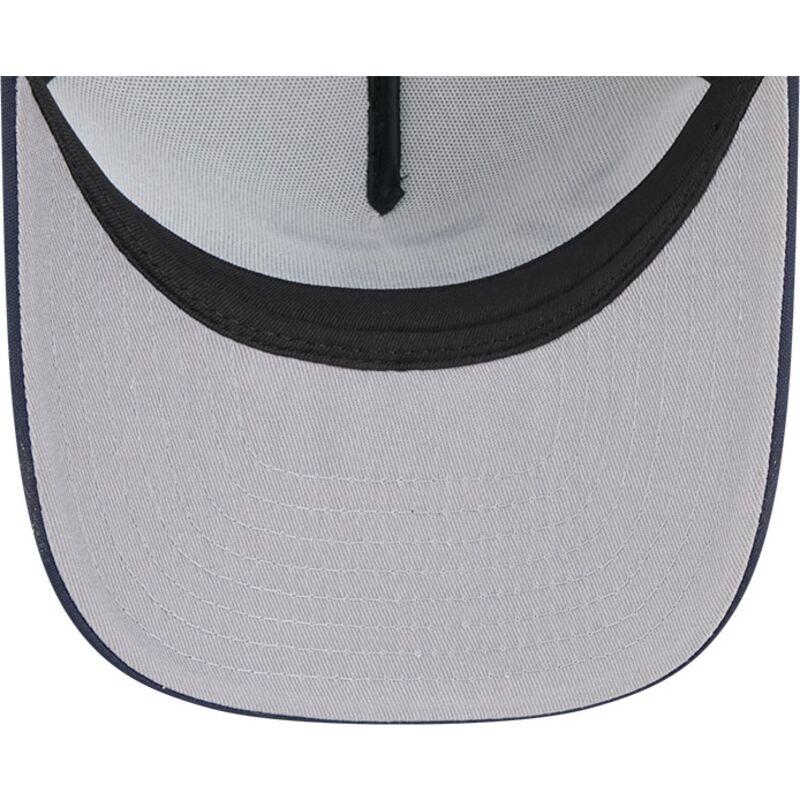 cepice-zaoblena-namornicka-modra-snapback-9fifty-a-frame-na-lifestyle-f1-new-york-yankees-mlb-new-era