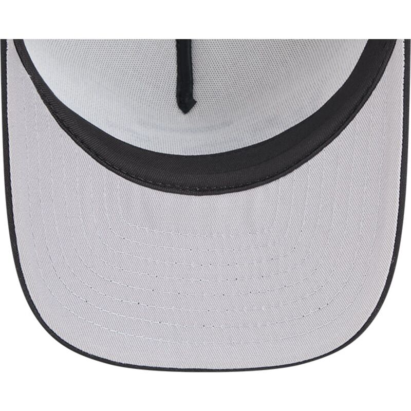 cepice-zaoblena-cerna-snapback-9fifty-a-frame-na-lifestyle-f1-chicago-white-sox-mlb-new-era