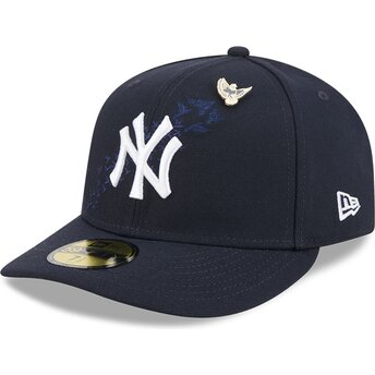 Čepice zaoblená námořnická modrá přiléhavá 59FIFTY Pin NA Lifestyle F1 New York Yankees MLB New Era