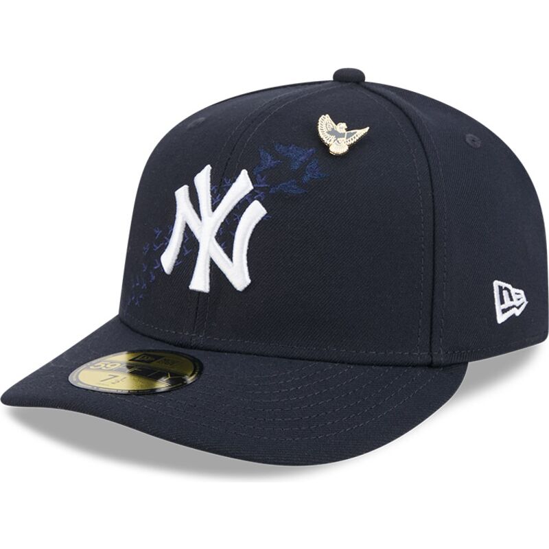 cepice-zaoblena-namornicka-modra-prilehava-59fifty-pin-na-lifestyle-f1-new-york-yankees-mlb-new-era