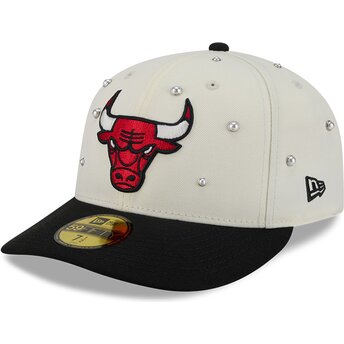 Čepice zaoblená béžová přiléhavá 59FIFTY Beads NA Lifestyle F1 Chicago Bulls NBA New Era
