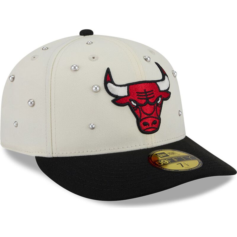 cepice-zaoblena-bezova-prilehava-59fifty-beads-na-lifestyle-f1-chicago-bulls-nba-new-era