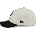 cepice-zaoblena-bezova-prilehava-59fifty-beads-na-lifestyle-f1-chicago-bulls-nba-new-era