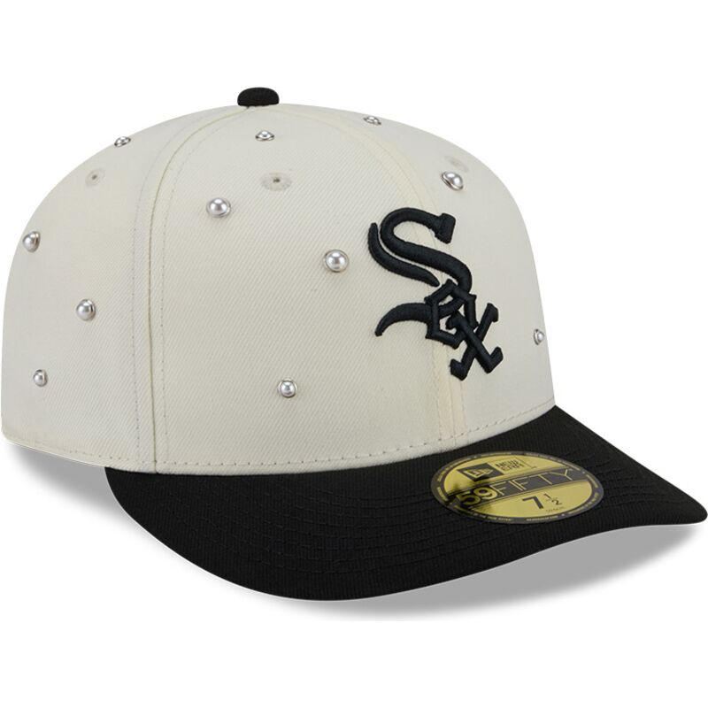 cepice-zaoblena-bezova-prilehava-59fifty-beads-na-lifestyle-f1-chicago-white-sox-mlb-new-era