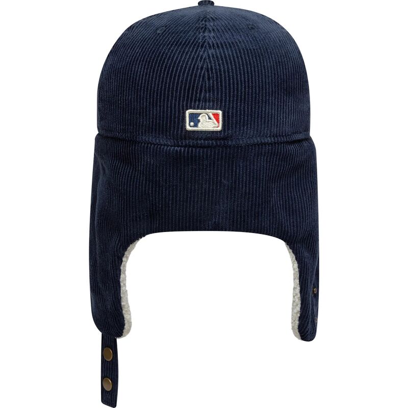 cepice-zaoblena-namornicka-modra-prilehava-59fifty-cord-dog-ear-new-york-yankees-mlb-new-era