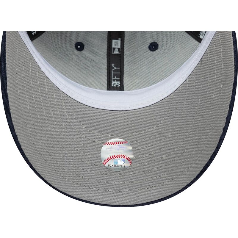 cepice-zaoblena-namornicka-modra-prilehava-59fifty-cord-dog-ear-new-york-yankees-mlb-new-era
