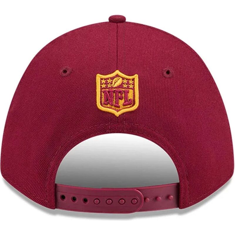 cepice-zaoblena-cervena-snapback-9forty-m-crown-team-washington-commanders-nfl-new-era