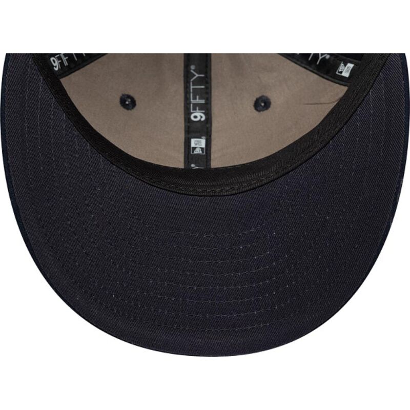 cepice-zaoblena-namornicka-modra-nastavitelny-9fifty-retro-crown-suede-new-era
