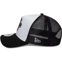 cepice-zaoblena-cerna-snapback-a-frame-location-icon-pigs-eye-garage-new-era