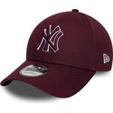 cepice-zaoblena-cervena-nastavitelny-9forty-team-outline-new-york-yankees-mlb-new-era
