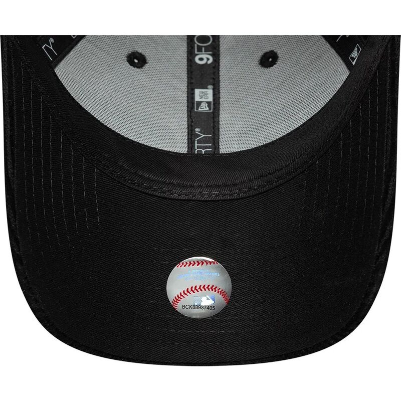 cepice-zaoblena-cerna-nastavitelny-9forty-cord-new-york-yankees-mlb-new-era