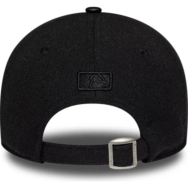 cepice-zaoblena-cerna-nastavitelny-9forty-m-crown-a-frame-fabric-mix-new-york-yankees-mlb-new-era