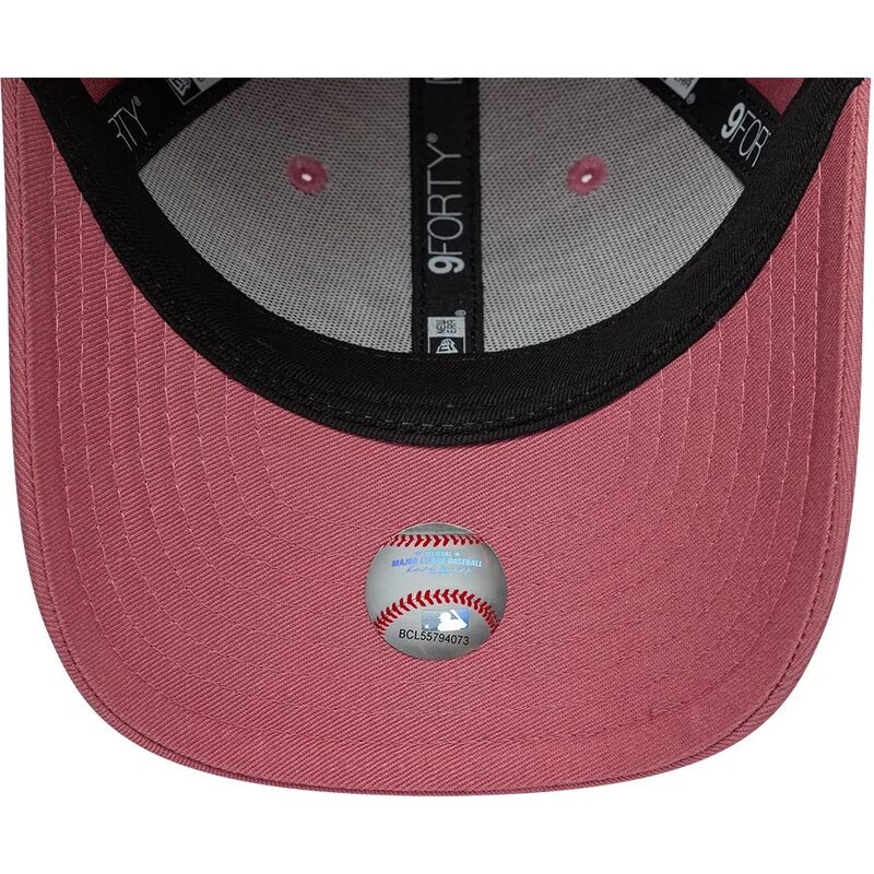 cepice-zaoblena-ruzova-nastavitelny-pro-deti-9forty-space-new-york-yankees-mlb-new-era