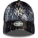 cepice-zaoblena-vicebarevna-nastavitelny-9forty-snake-print-new-york-yankees-mlb-new-era
