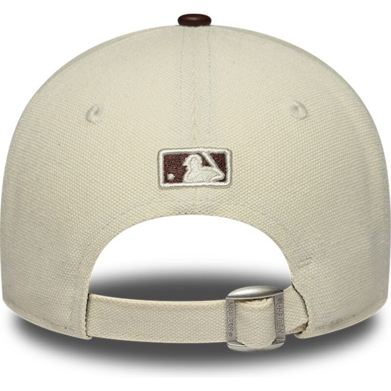 cepice-zaoblena-bezova-nastavitelny-9forty-m-crown-fabric-mix-new-york-yankees-mlb-new-era