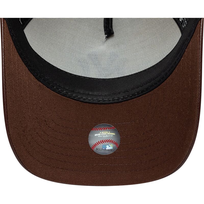 cepice-zaoblena-bezova-nastavitelny-9forty-m-crown-fabric-mix-new-york-yankees-mlb-new-era