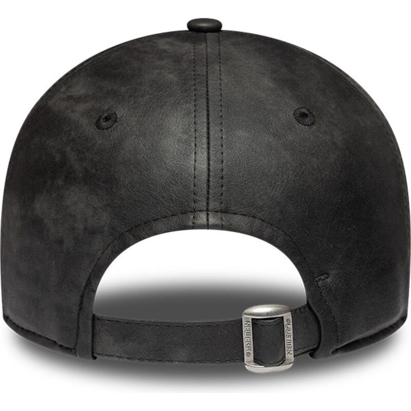 cepice-zaoblena-cerna-nastavitelny-9twenty-washed-pu-new-york-yankees-mlb-new-era