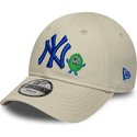 cepice-zaoblena-bezova-nastavitelny-9forty-monster-icon-new-york-yankees-mlb-new-era