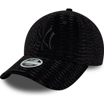 Čepice zaoblená černá nastavitelný 9FORTY Velour New York Yankees MLB New Era