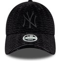 cepice-zaoblena-cerna-nastavitelny-9forty-velour-new-york-yankees-mlb-new-era