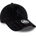cepice-zaoblena-cerna-nastavitelny-9forty-velour-new-york-yankees-mlb-new-era
