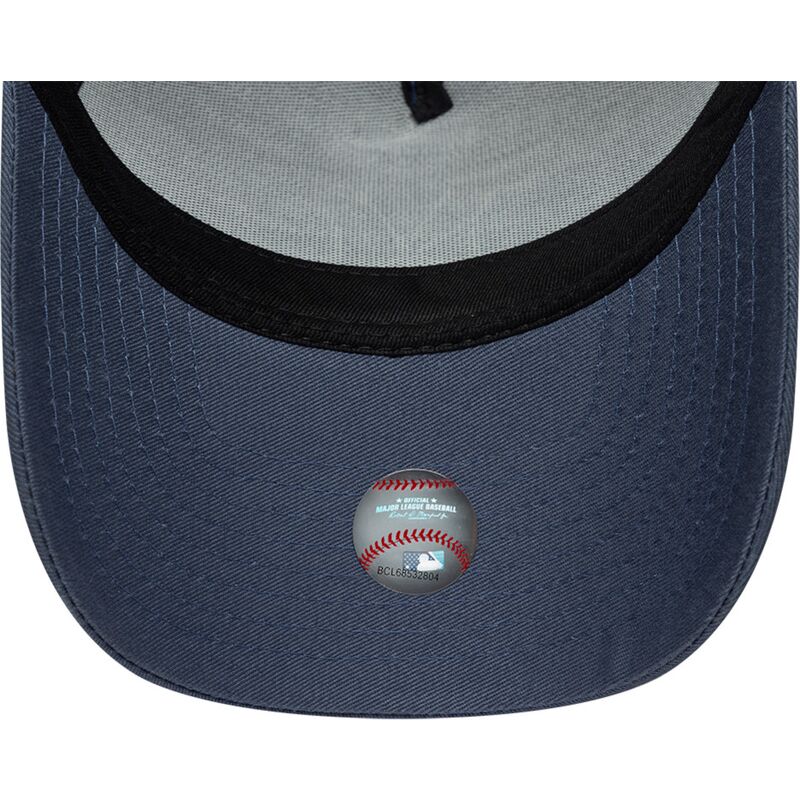 cepice-zaoblena-modra-snapback-9forty-e-frame-league-essential-new-york-yankees-mlb-new-era