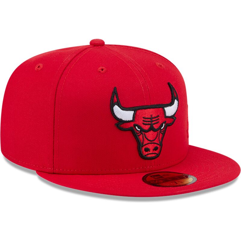cepice-rovna-cervena-prilehava-59fifty-side-script-chicago-bulls-nba-new-era