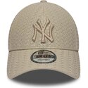 cepice-zaoblena-bezova-nastavitelny-9forty-pu-weave-new-york-yankees-mlb-new-era