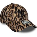 cepice-zaoblena-leopardi-nastavitelny-9forty-ocelot-print-new-york-yankees-mlb-new-era