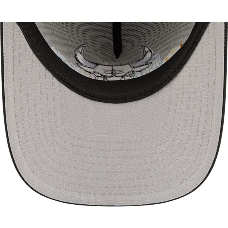 cepice-zaoblena-cerna-snapback-9fifty-a-frame-precurved-skyline-chicago-bulls-nba-new-era
