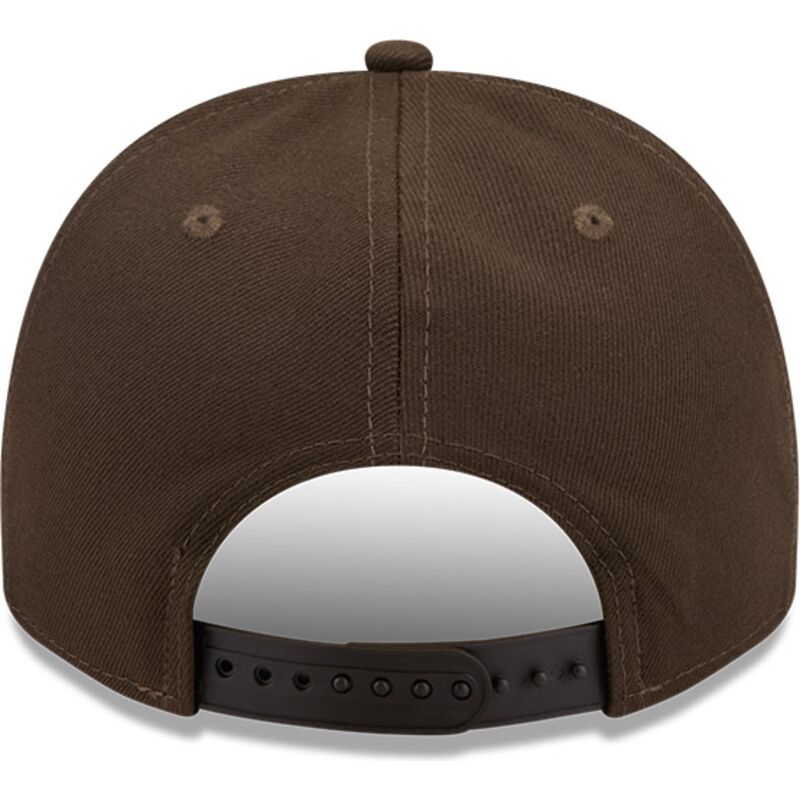 cepice-zaoblena-hneda-snapback-9fifty-a-frame-precurved-visor-pin-chicago-white-sox-mlb-new-era cepice-zaoblena-hneda-snapback-9fifty-a-frame-precurved-visor-pin-chicago-white-sox-mlb-new-era