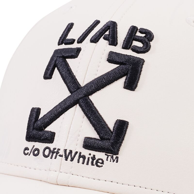 cepice-zaoblena-bezova-nastavitelny-clamp-arrows-pu-leather-l-ab-c-o-off-white