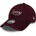 cepice-zaoblena-cervena-nastavitelny-9twenty-slogan-sorry-i-m-late-new-era