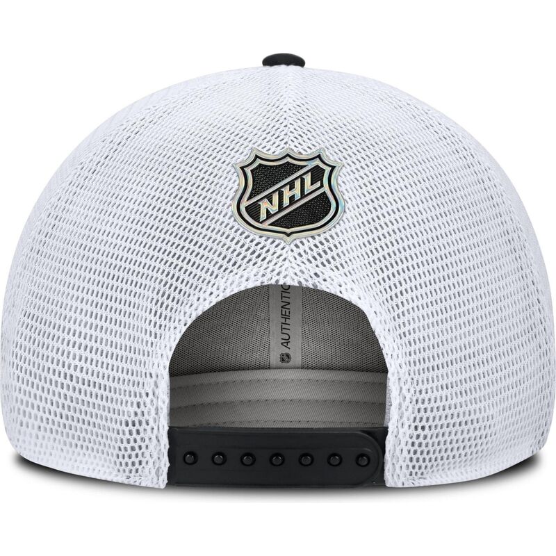 cepice-zaoblena-cerna-snapback-structured-meshback-chicago-blackhawks-nhl-fanatics